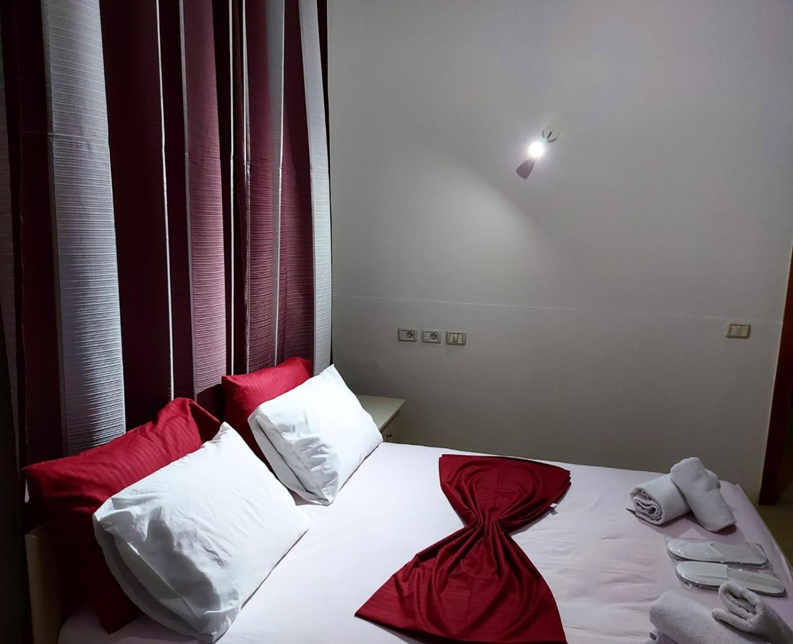 Vila Stupende Apartman Saranda Szoba fotó