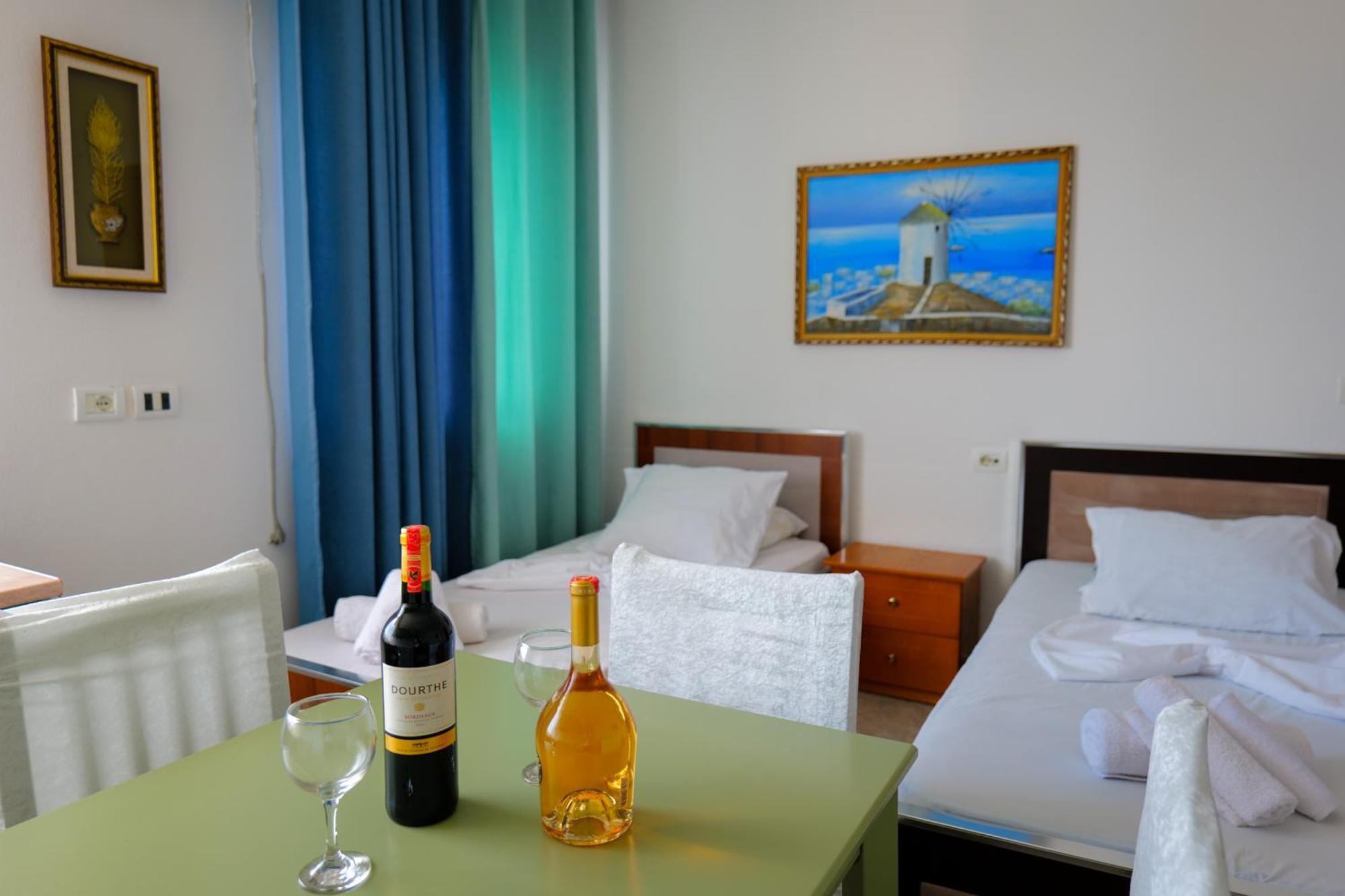 Vila Stupende Apartman Saranda Szoba fotó
