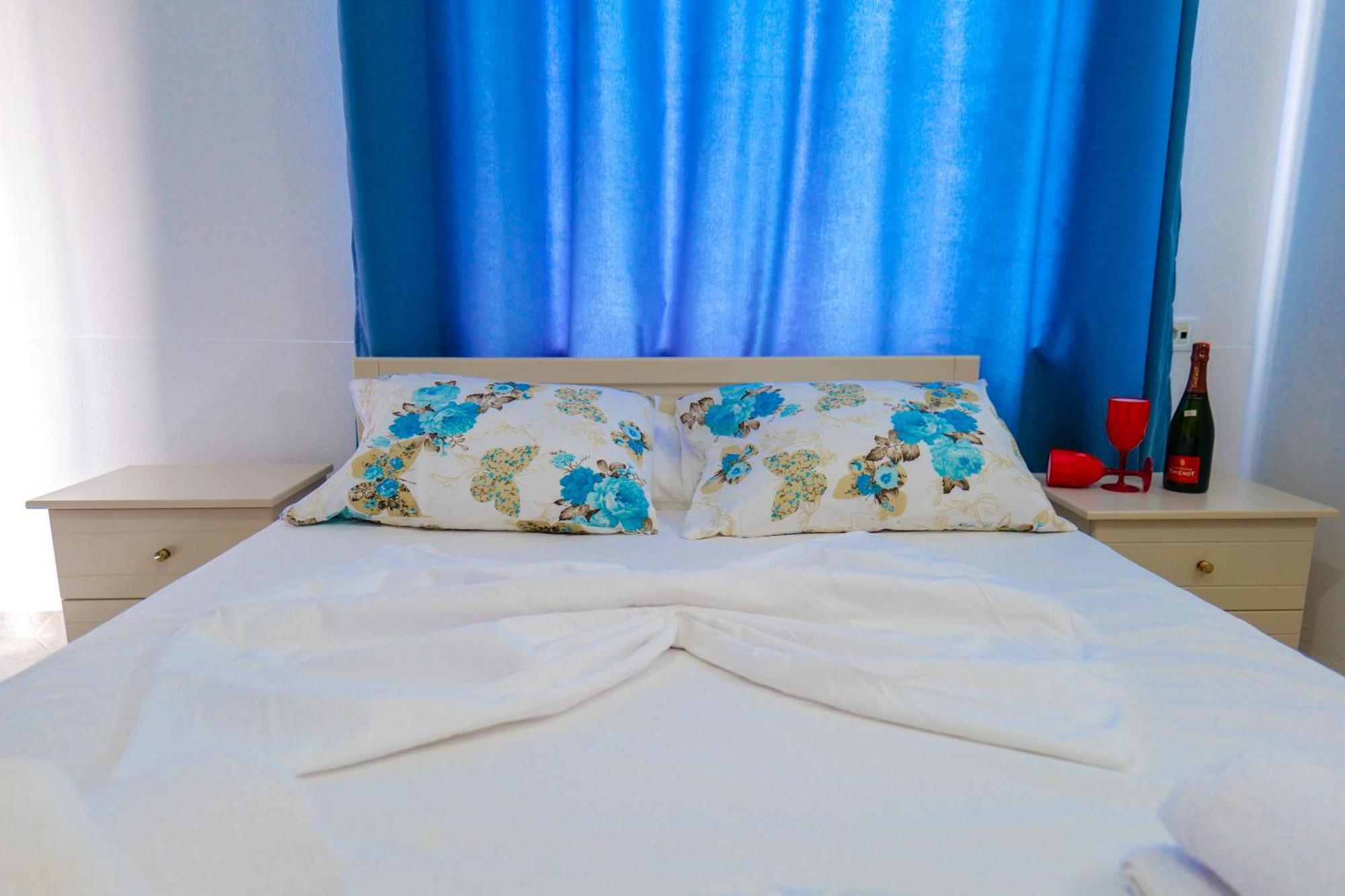 Vila Stupende Apartman Saranda Szoba fotó