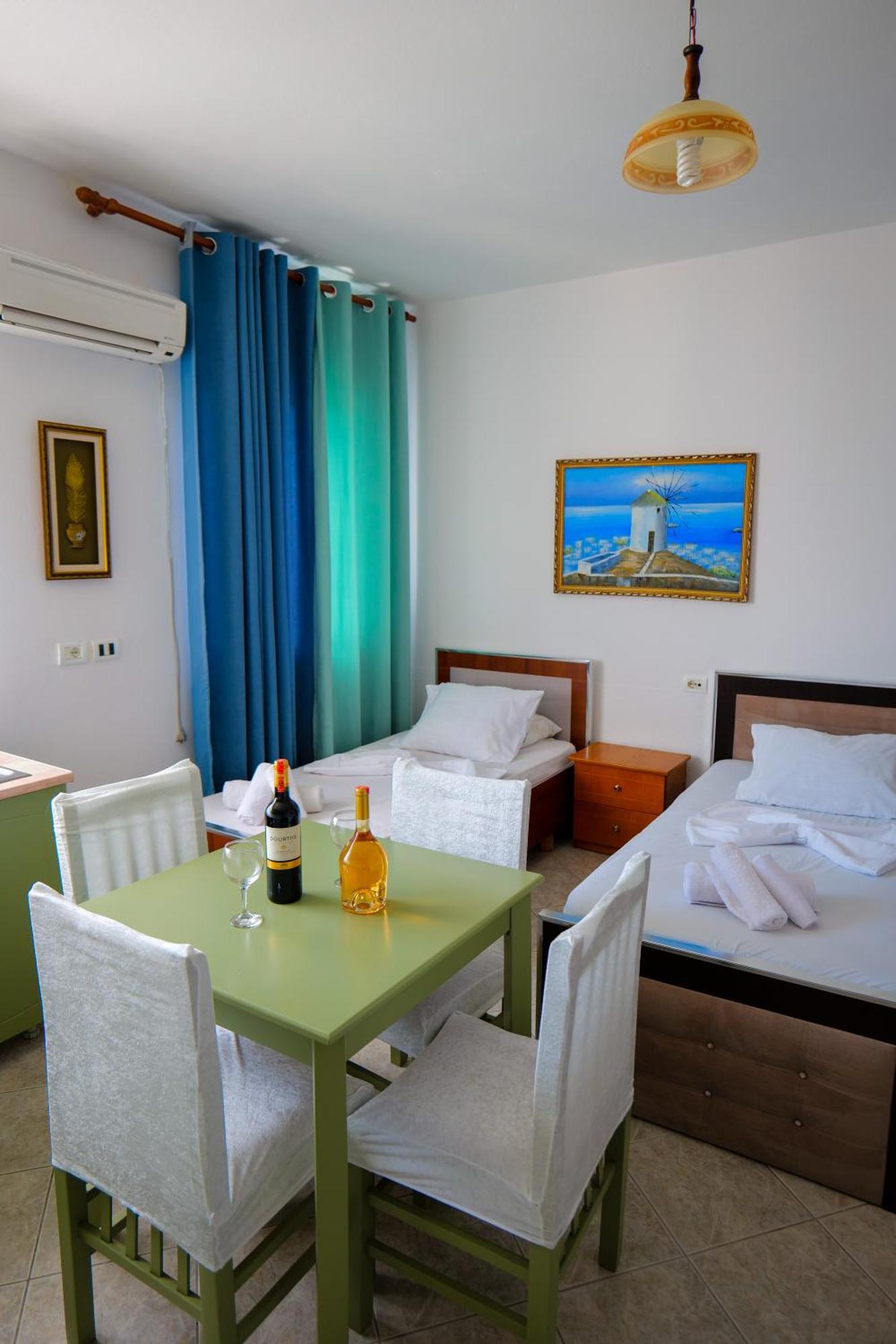 Vila Stupende Apartman Saranda Szoba fotó
